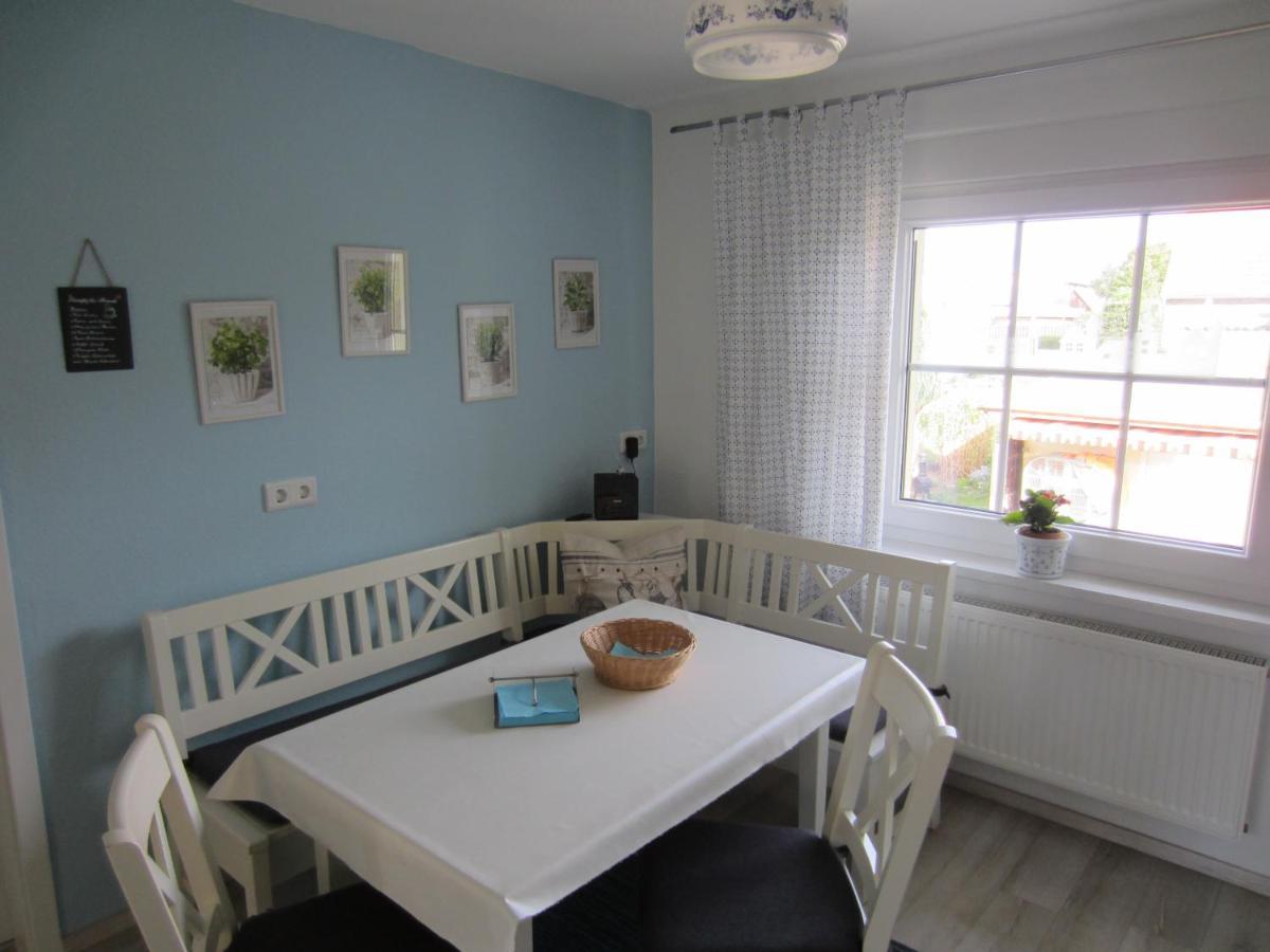 Ferienwohnung Bienwald Mit Pool Fuer 4 - 6 Personen Mit 3 Schlafzimmern Grobitz Esterno foto