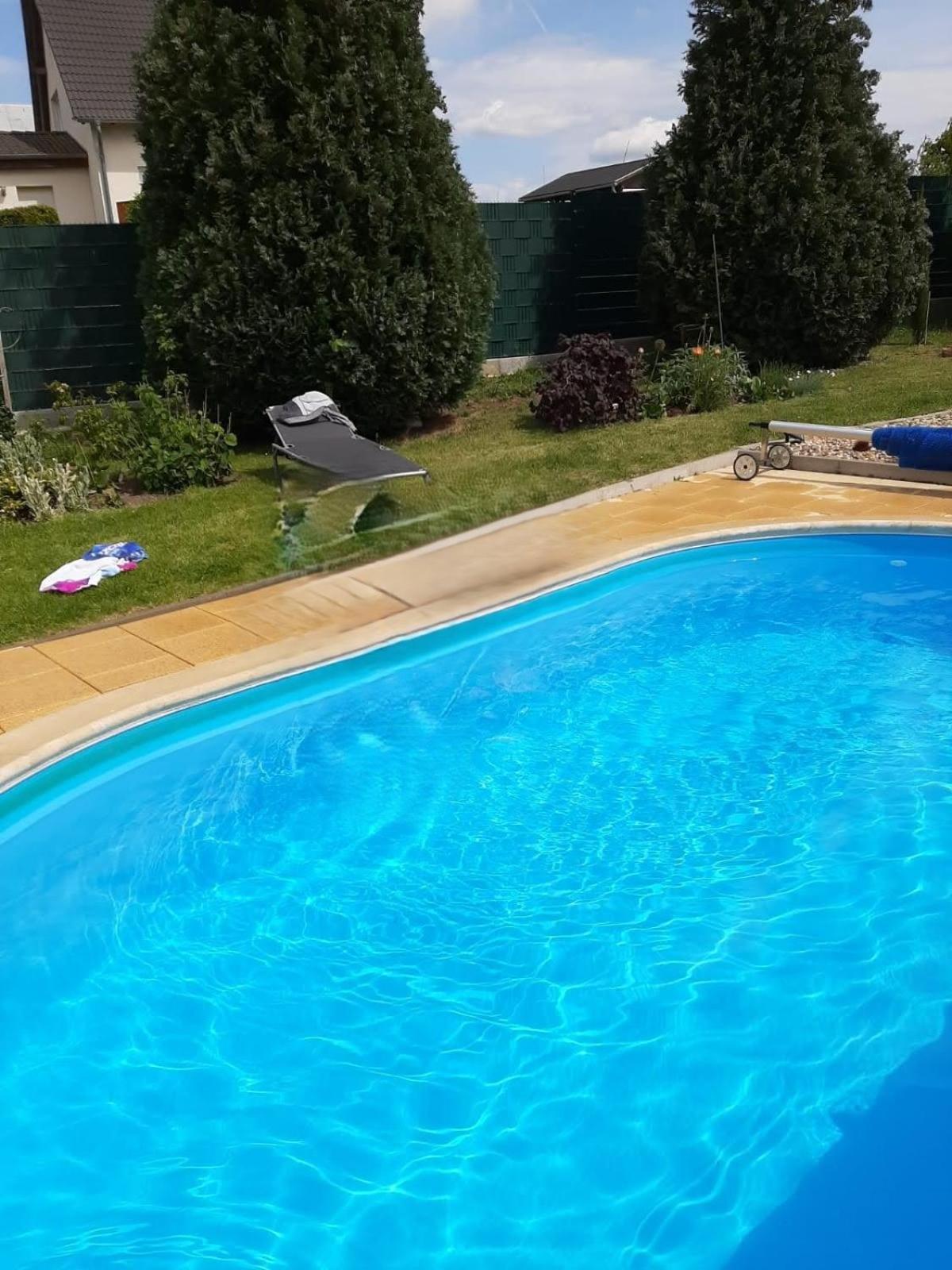 Ferienwohnung Bienwald Mit Pool Fuer 4 - 6 Personen Mit 3 Schlafzimmern Grobitz Esterno foto